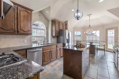9628 Makiposa Lane, Fort Worth, TX 76177 - Photo 5