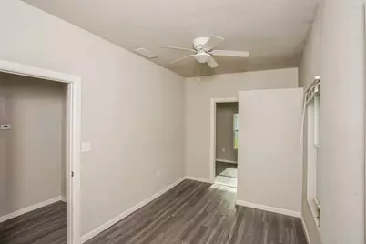 2402 Summer Avenue, Waco, TX 76708 - Photo 9