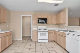 5336 New Castleton Ln, Fort Worth, TX 76135 - Photo 7