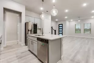 1888 Strand St, Farmers Branch, TX 75234 - Photo 5