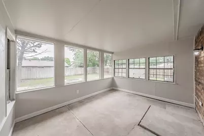 6925 Sandstone Court, Fort Worth, TX 76120 - Photo 29