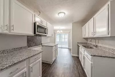6925 Sandstone Court, Fort Worth, TX 76120 - Photo 15