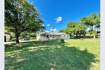 514 W Roosevelt Avenue, Whitney, TX 76692 - Photo 1