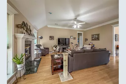 920 Carousel Drive, Bedford, TX 76021 - Photo 7