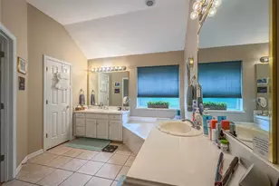 920 Carousel Dr, Bedford, TX 76021 - Photo 15
