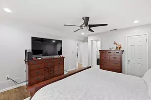 2703 Chinquapin Oak Ln, Arlington, TX 76012 - Photo 9