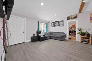 713 Hardy Dr, Garland, TX 75041 - Photo 11