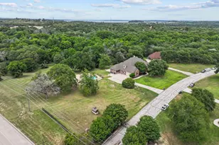 7348 Brady Oaks Dr, Fort Worth, TX 76135 - Photo 19