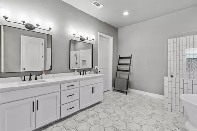 7348 Brady Oaks Drive, Fort Worth, TX 76135 - Photo 25