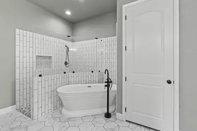 7348 Brady Oaks Drive, Fort Worth, TX 76135 - Photo 13