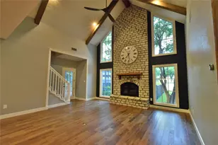6405 Secretariat Ct, Granbury, TX 76049 - Photo 9