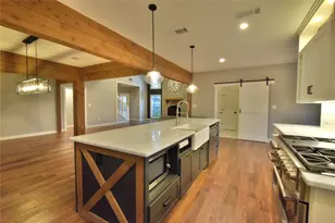 6405 Secretariat Ct, Granbury, TX 76049 - Photo 7