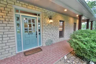 6405 Secretariat Ct, Granbury, TX 76049 - Photo 3