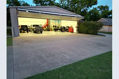 6405 Secretariat Court, Granbury, TX 76049 - Photo 27