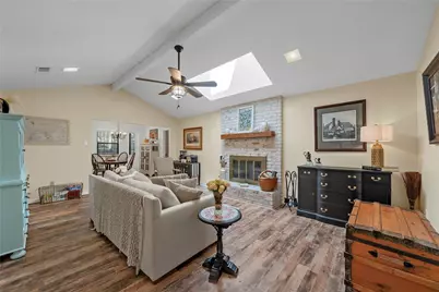 4325 Green Point Drive, Waco, TX 76710 - Photo 3
