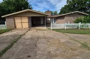 711 Cherry St, Ranger, TX 76470 - Photo 5