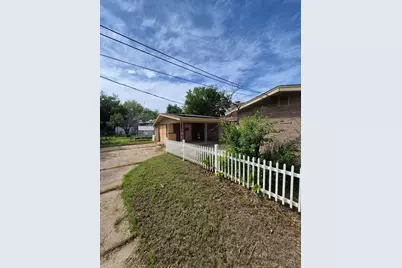711 Cherry Street, Ranger, TX 76470 - Photo 3