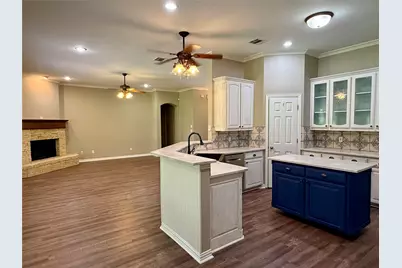 102 Aledo Pointe Drive, Aledo, TX 76008 - Photo 5