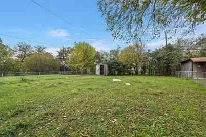 1905 Bell Street, Waco, TX 76711 - Photo 11