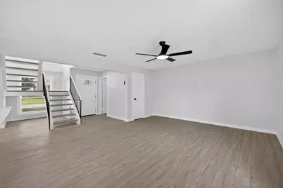 901 Huntington Drive, Lewisville, TX 75067 - Photo 7