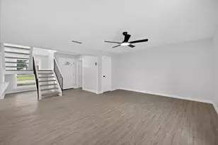901 Huntington Dr, Lewisville, TX 75067 - Photo 7