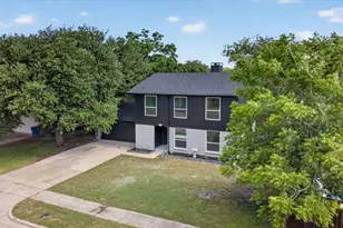 901 Huntington Dr, Lewisville, TX 75067 - Photo 3