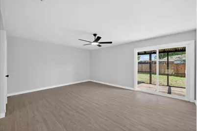 901 Huntington Drive, Lewisville, TX 75067 - Photo 9