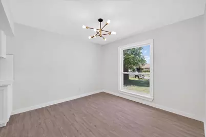 901 Huntington Drive, Lewisville, TX 75067 - Photo 15