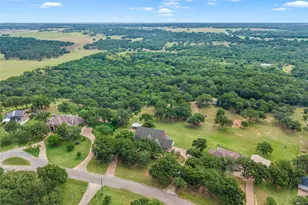 290 Bolton Cir, West, TX 76691 - Photo 35