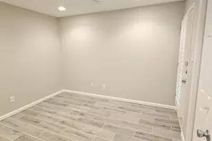 2956 S Bend Dr, Dallas, TX 75229 - Photo 17