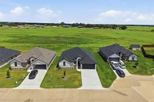 1354 Oleander Dr, Tolar, TX 76476 - Photo 33