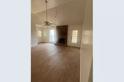 1045 Mitchell Lane #1045, Burleson, TX 76028 - Photo 5