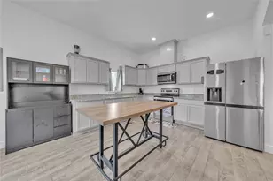 403 13th St, Mineral Wells, TX 76067 - Photo 7