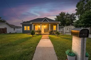 403 13th St, Mineral Wells, TX 76067 - Photo 1