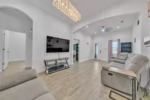 403 13th St, Mineral Wells, TX 76067 - Photo 5