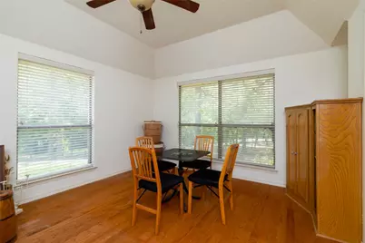111 Florine Court, Hudson Oaks, TX 76087 - Photo 27