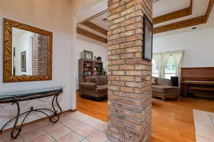 111 Florine Ct, Hudson Oaks, TX 76087 - Photo 9