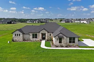 1099 Paradise Pkwy, Poolville, TX 76487 - Photo 1