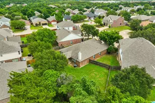 7313 Chapel Mesa Ct, Dallas, TX 75249 - Photo 11