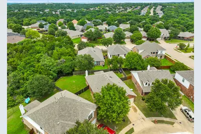7313 Chapel Mesa Court, Dallas, TX 75249 - Photo 13