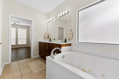 7313 Chapel Mesa Court, Dallas, TX 75249 - Photo 29
