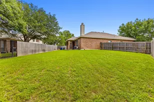 7313 Chapel Mesa Ct, Dallas, TX 75249 - Photo 7