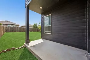 8000 Gangway Dr, Fort Worth, TX 76179 - Photo 33
