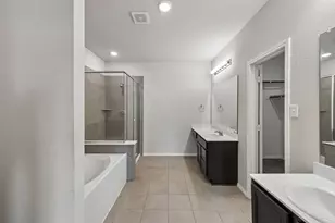 8000 Gangway Dr, Fort Worth, TX 76179 - Photo 17