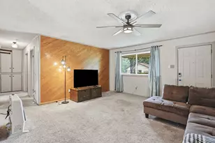 4304 Hodgkins Rd, Lake Worth, TX 76135 - Photo 13