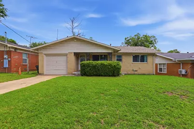 4304 Hodgkins Road, Lake Worth, TX 76135 - Photo 5