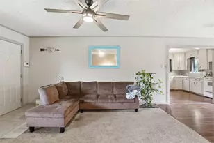 4304 Hodgkins Rd, Lake Worth, TX 76135 - Photo 11