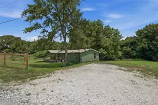 150 Gilbreath Rd, Sadler, TX 76264 - Photo 3