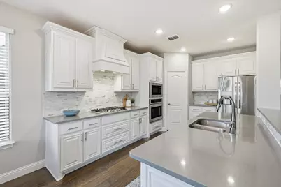 700 Sahallee Drive, Frisco, TX 75033 - Photo 9