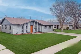 1101 Fouts Dr, Irving, TX 75061 - Photo 3